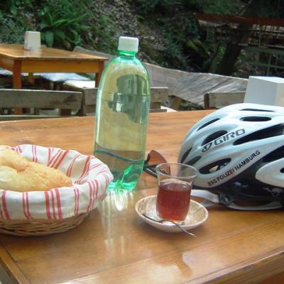 Tuerkische Radler Brotzeit